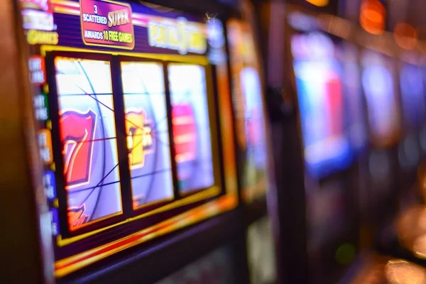 boss 5000 mobile app interface showing sportsbook and live-dealer options